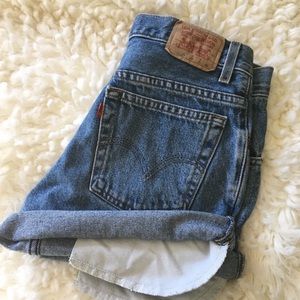 High Waisted Rolled Levi Shorts